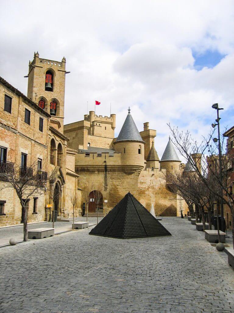 Castillo de Olite (Erriberri), estado de conservación perfecto