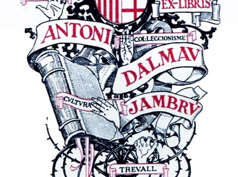 Escudo de Barcelona entre espinos, manos, libro y carteles