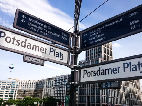 Carteles indicativos de la Potsdamer Platz